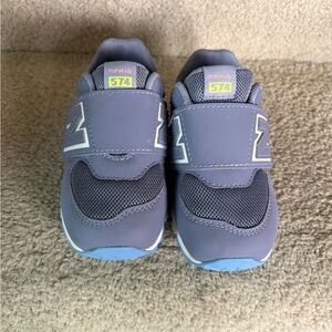 New Balance Kids 574 V1 Midsole Hook and Loop Sneakers - Extra Wide